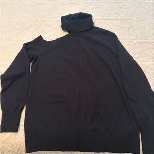 L'AGENCE Elegant Black Knitwear Sweater